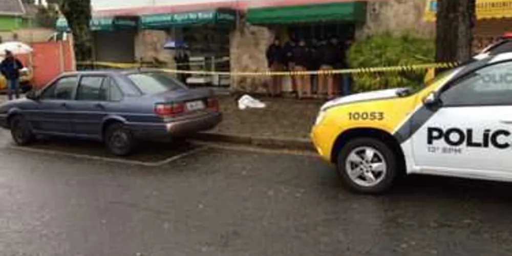 Homem pode ter morrido de frio em rua de Curitiba