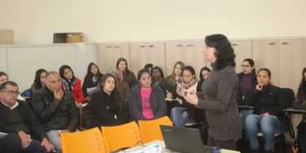 Imagem ilustrativa da imagem Rede de Assistência de Castro passa por capacitação
