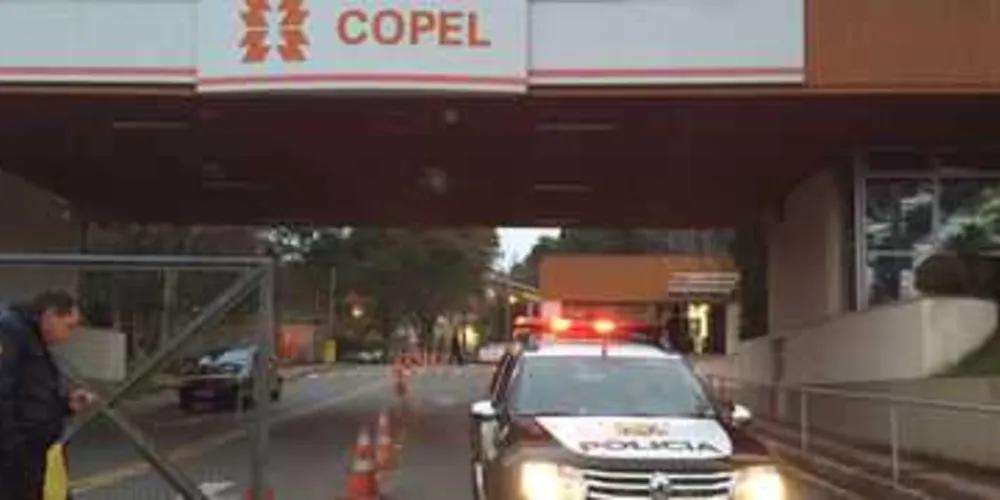 Imagem ilustrativa da imagem ‘Gangue da Dinamite’ invade sede da Copel em Curitiba