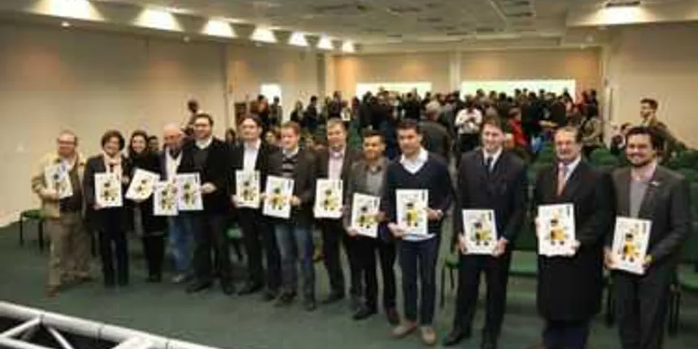 Lançamento do Anuário aconteceu ontem no auditório da ACIPG