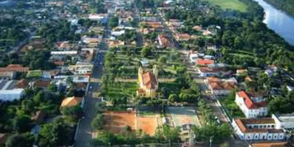 Em Tibagi, agricultores receberam novas casas