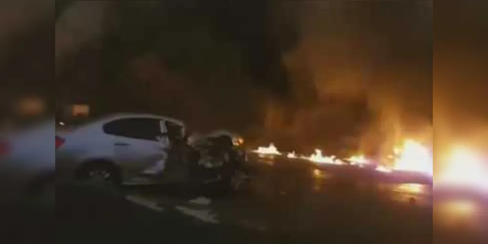Imagem ilustrativa da imagem Bombeiros acham quinta vítima de tragédia na BR-277