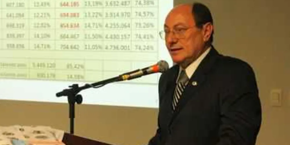 Imagem ilustrativa da imagem PMDB cogita indicar ex-reitor da UEPG para vice de Aliel