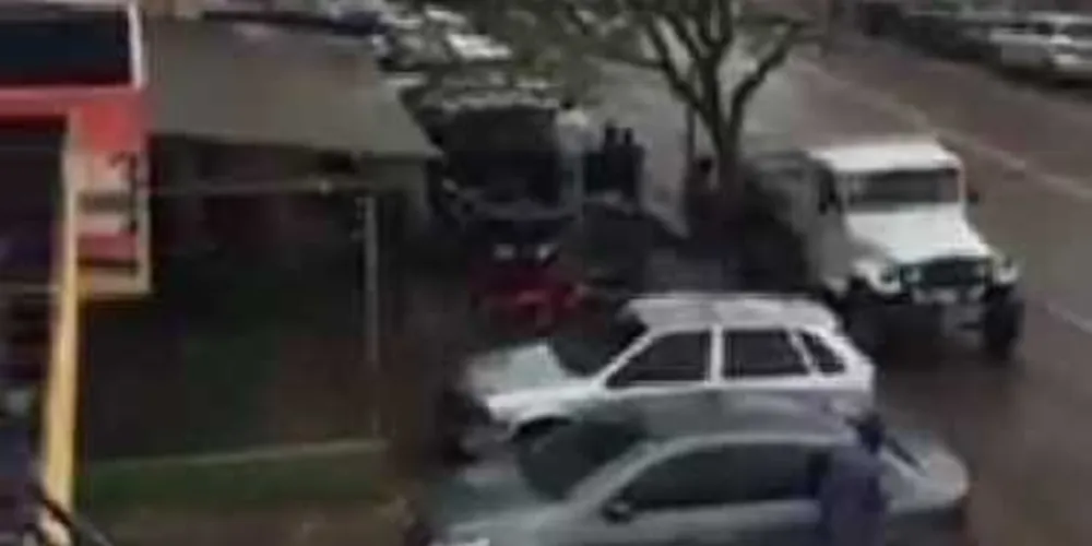 Imagem ilustrativa da imagem Quadrilha aterroriza Ortigueira em assalto a banco