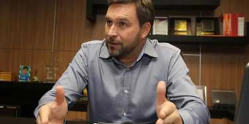 Imagem ilustrativa da imagem Governo sanciona leis de Pauliki em defesa do consumidor