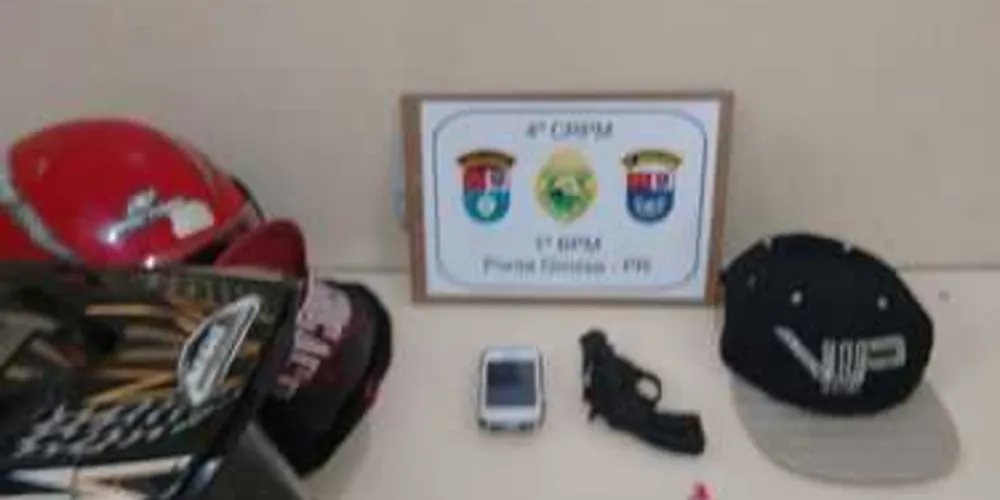 Dupla foi presa e simulacro apreendido
