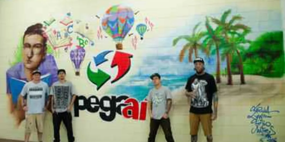 Imagem ilustrativa da imagem Hospital de livros da PEPG ganha cara nova com grafitti