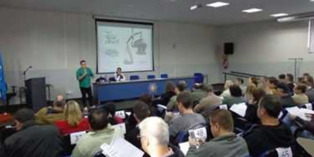 A maior concentração estará na Central de Sala de Aula, no Campus Uvaranas, onde farão prova 868 vestibulandos, fiscalizados por 63 servidores