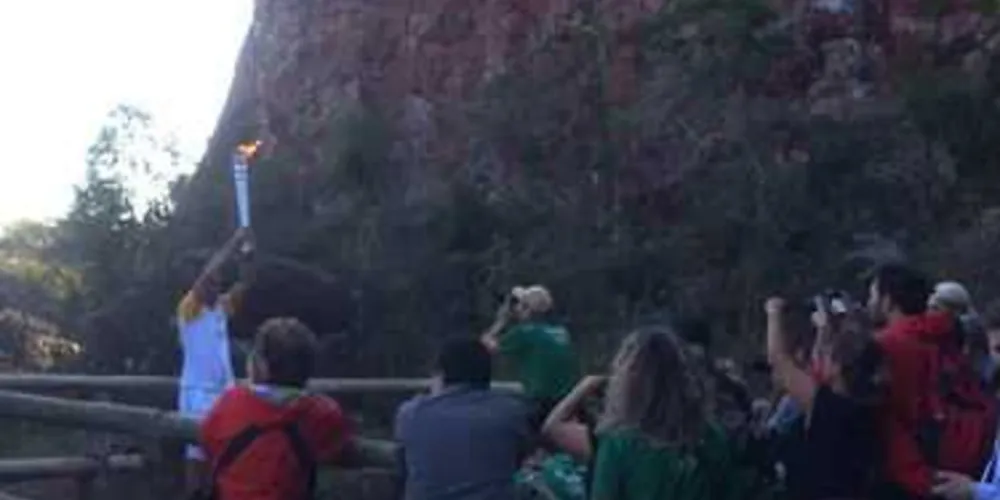 Imagem ilustrativa da imagem Chama olímpica deixa Vila Velha e segue para a cidade