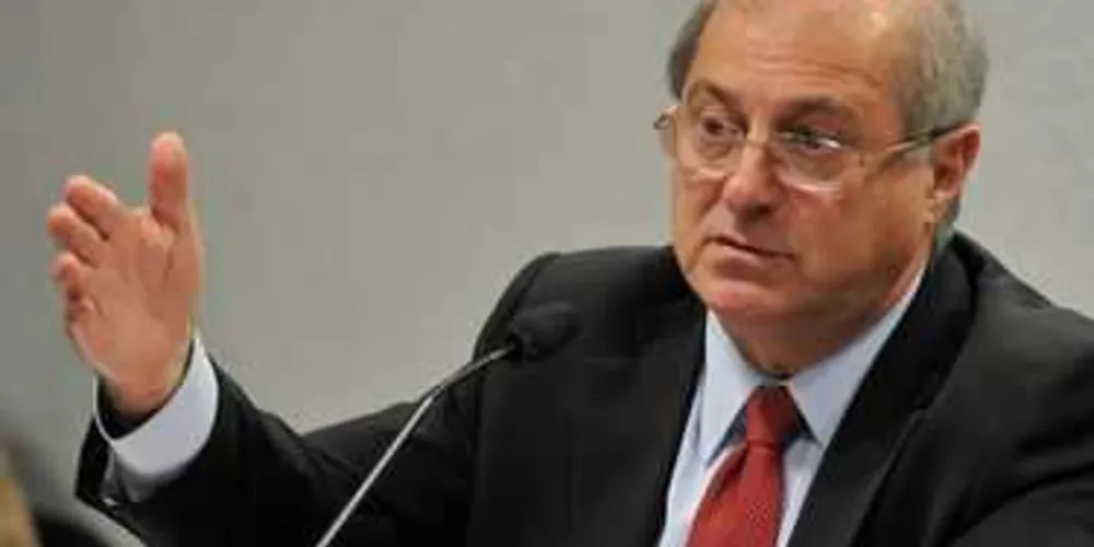 Paulo Bernardo foi indiciado pela Polícia Federal
