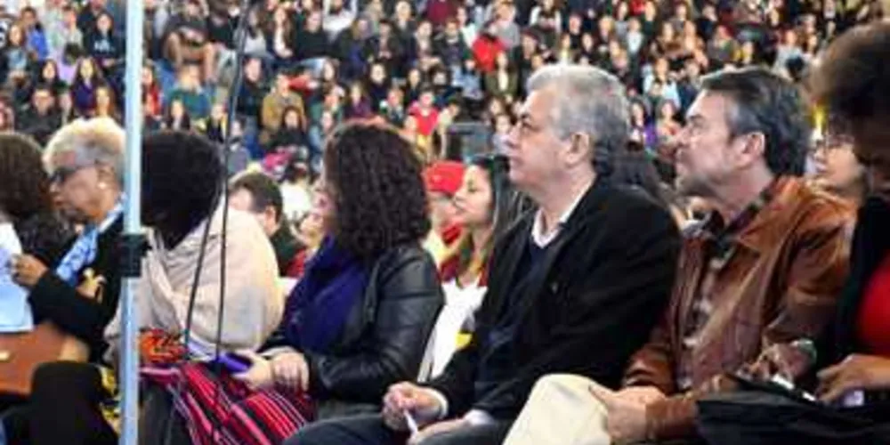 Imagem ilustrativa da imagem Péricles participa de seminário com Pepe Mujica em Curitiba