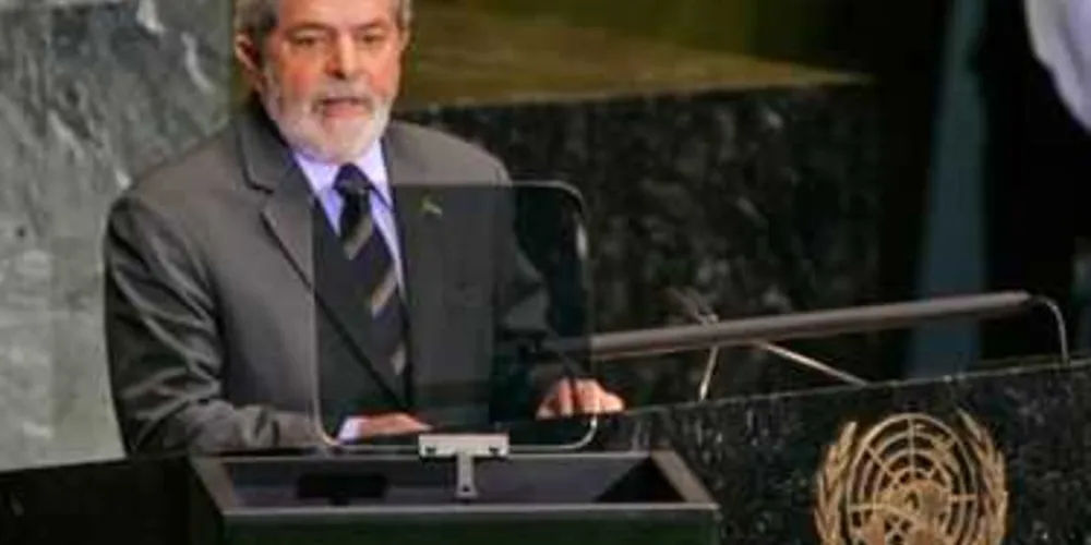 Imagem ilustrativa da imagem Lula recorre à ONU e diz ser perseguido por Moro