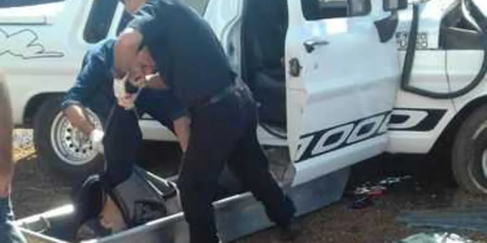 Acidente aconteceu na manhã de domingo na Avenida Souza