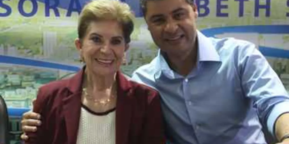 Imagem ilustrativa da imagem Rangel e Elizabeth reúnem 12 partidos na busca pela reeleição