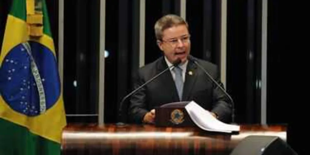 Senador Anastasia é o relator do processo de impeachment