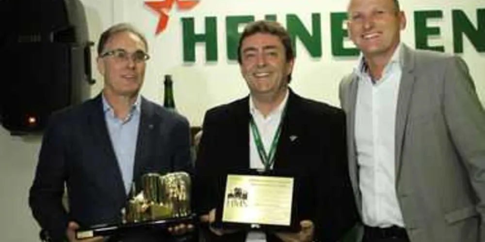 HEINEKEN Ponta Grossa é eleita a melhor Cervejaria do Brasil (2013)