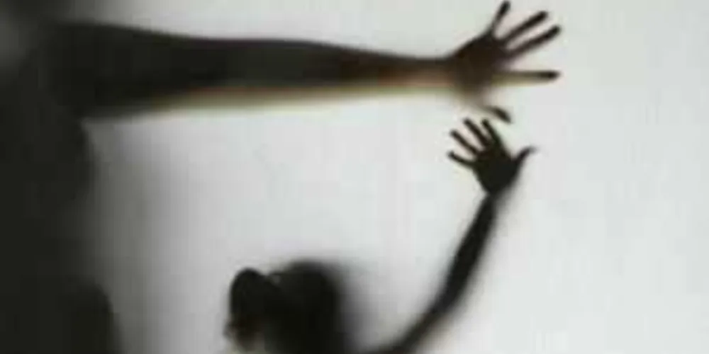 Pelo menos cinco casos de pedofilia envolvendo o diretor são investigados