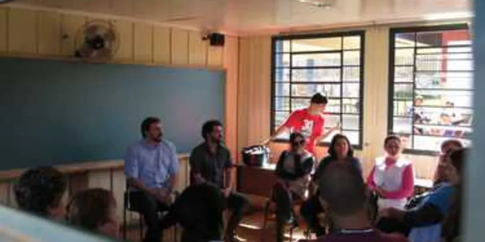 Imagem ilustrativa da imagem Após reunião, alunos decidem desocupar colégio