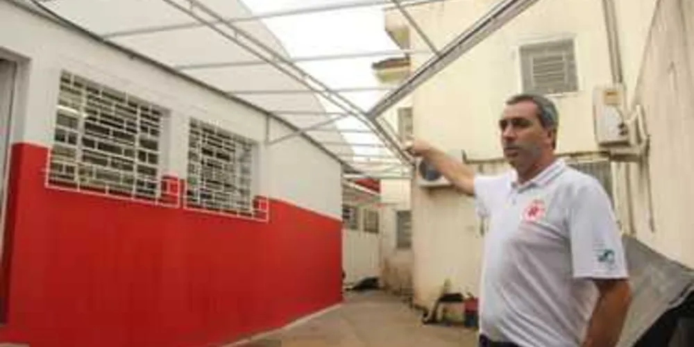 Diretor do Samu, Delmar José Junior Pimentel, explica sobre a estrutura do órgão na cidade