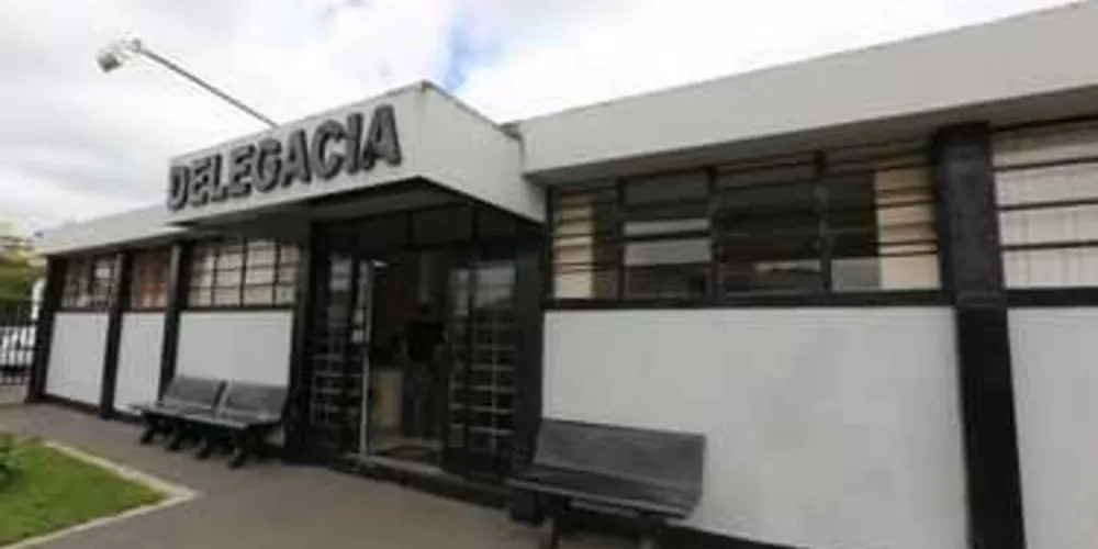 Grupo foi encaminhado para a Delegacia de Castro