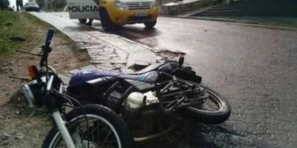 Colisão deixou motociclista ferido no município de Castro