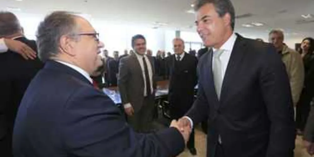 Imagem ilustrativa da imagem Richa recebe o embaixador da Rússia