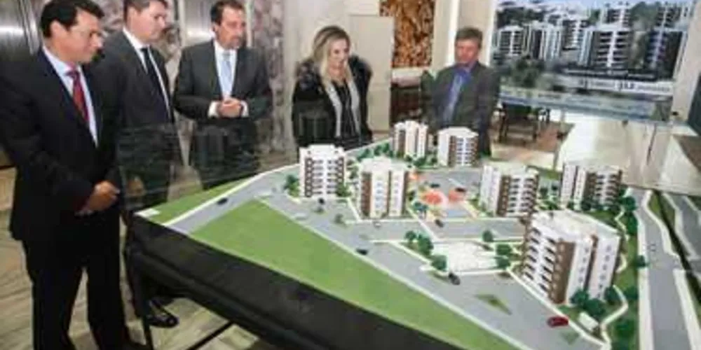 Contrato de construção do Residencial Clube Cohapar Cavanis foi assinado ontem