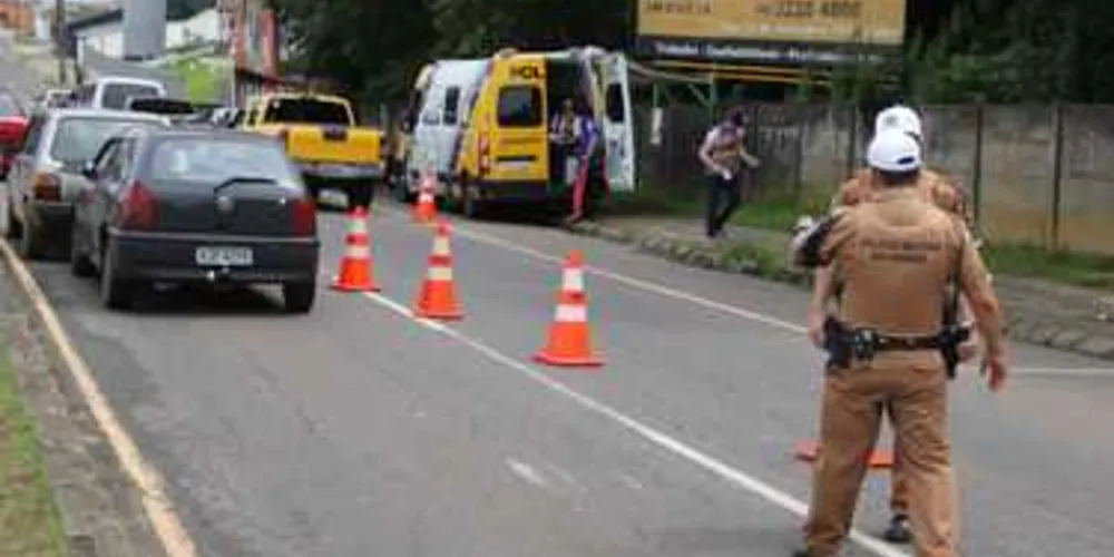 Blitz foi realizada em Uvaranas e Oficinas