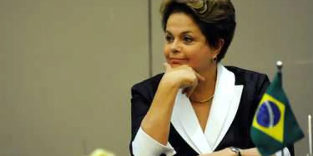 Dilma vai ao Senado para fazer sua defesa hoje