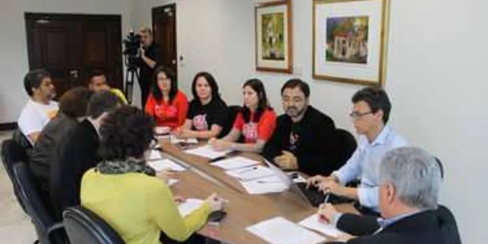 Reunião entre Governo do Paraná e APP-Sindicato