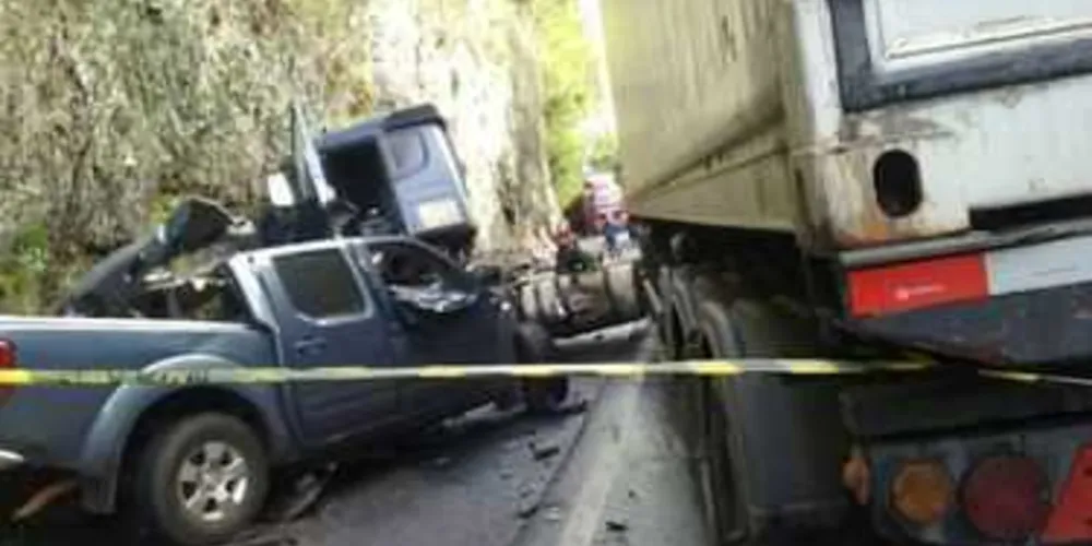 Caminhonete com placas de Ponta Grossa se envolveu em acidente fatal