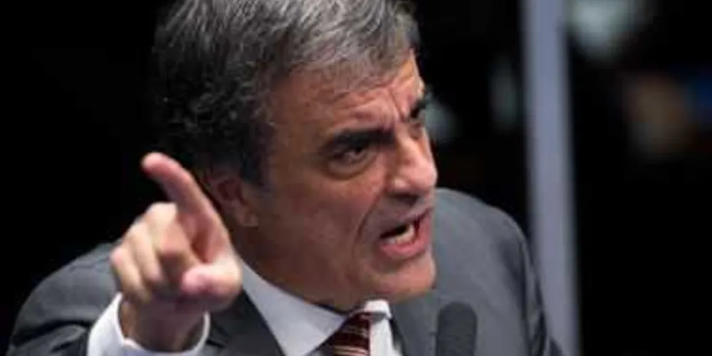 O advogado de defesa, José Eduardo Cardozo, adiantou ontem mesmo, logo após a aprovação do impeachment, que recorreria ao Supremo Tribunal Federal