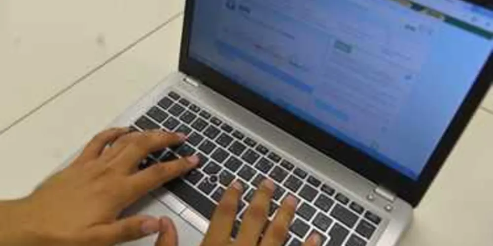 Para saber se teve a declaração liberada, o contribuinte deverá acessar a página da Receita na internet