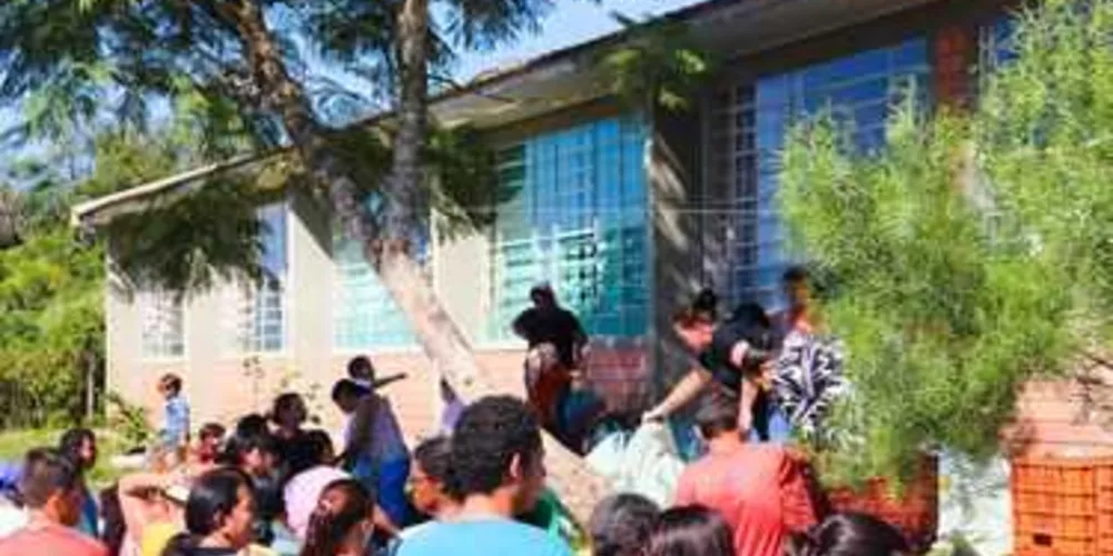Projeto troca materiais recicláveis por alimentos