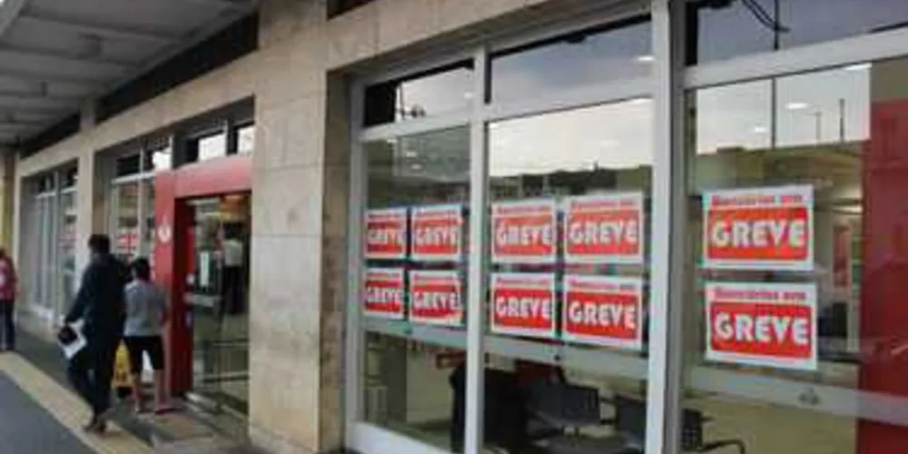 Reunião não chegou a acordo e greve continua