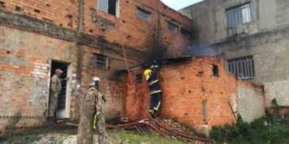 Imagem ilustrativa da imagem Bombeiros evitam incêndio em São Mateus do Sul