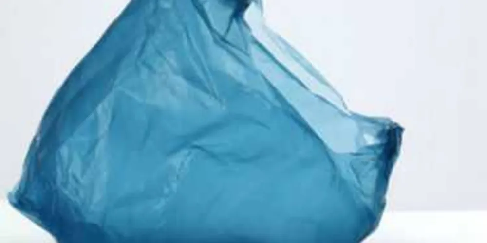 Imagem ilustrativa da imagem Casal vai ao hospital após usar saco plástico como preservativo