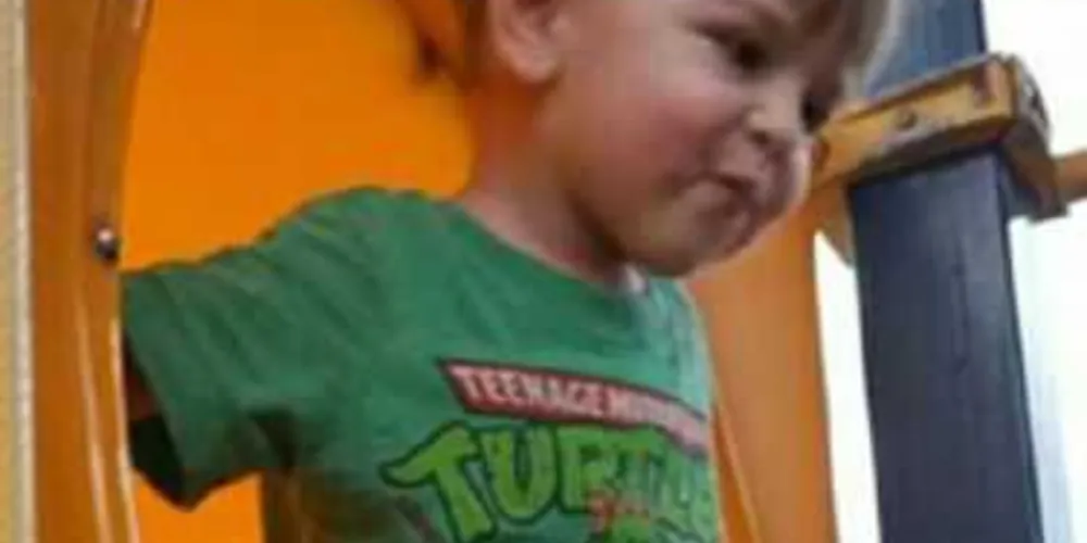 Imagem ilustrativa da imagem Funcionária de creche senta em criança e mata menino de um ano