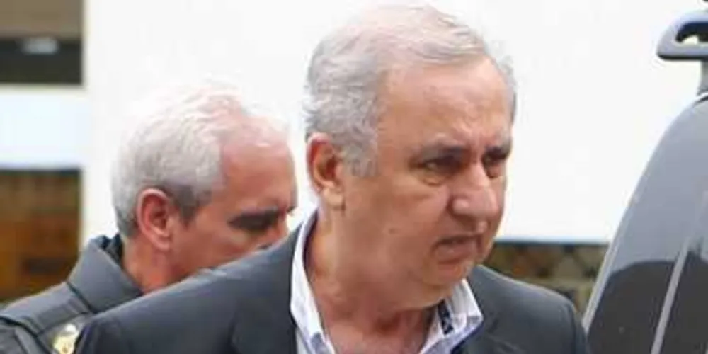 Imagem ilustrativa da imagem Moro condena Bumlai, Vaccari e mais seis à prisão na Lava Jato