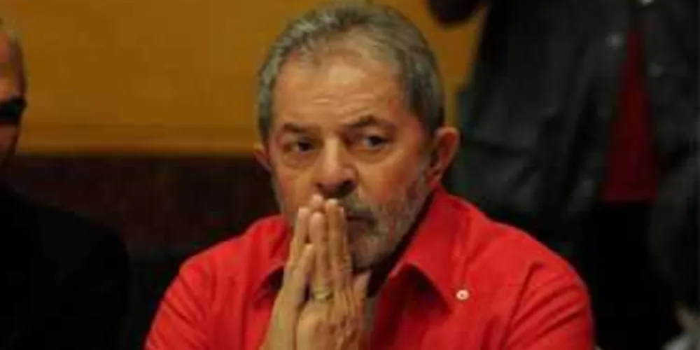 Imagem ilustrativa da imagem Moro aceita denúncia e Lula vira réu na Lava Jato