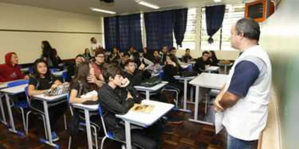 Estado abre inscrições para processo seletivo a profissionais da educação