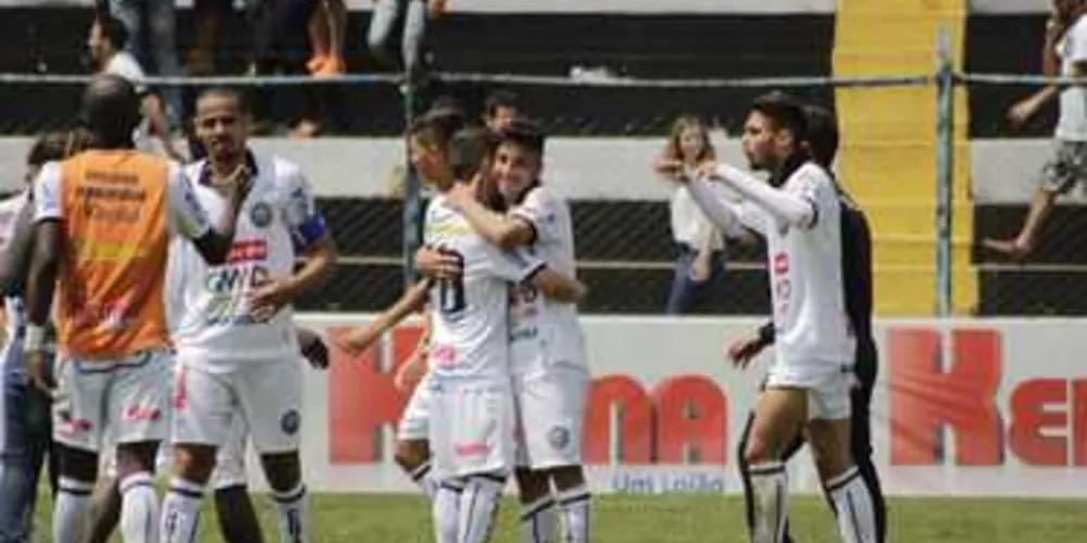 Imagem ilustrativa da imagem Operário vence Foz e encara Andraus na final da Taça FPF