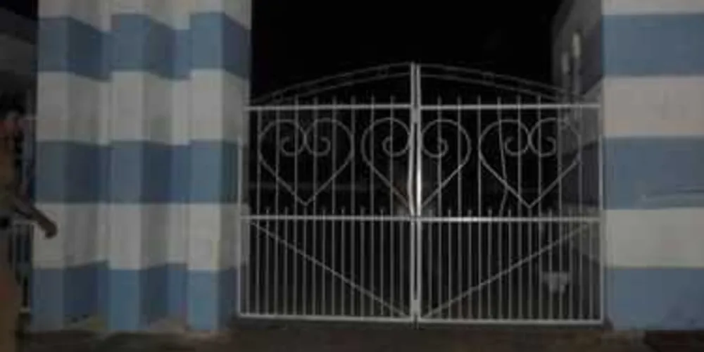 Imagem ilustrativa da imagem Homem é amarrado em cemitério após agredir a mãe no PR