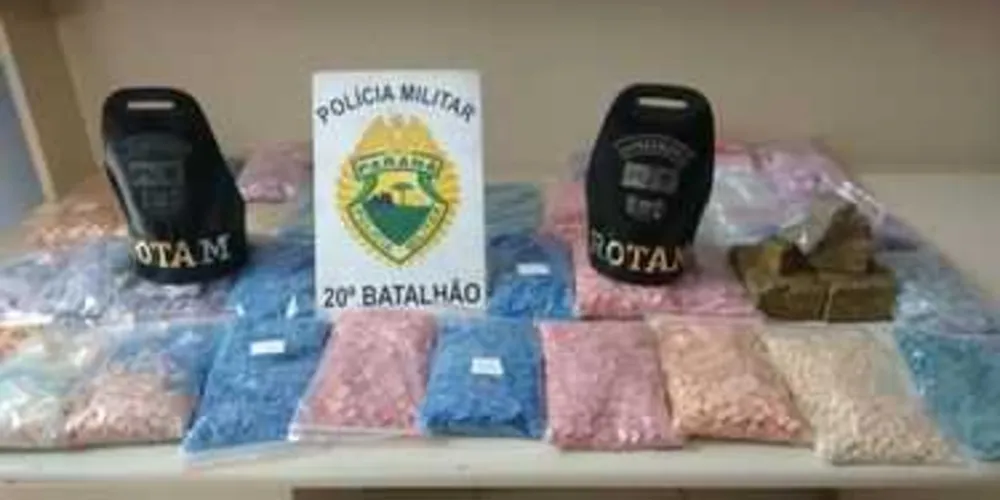 Imagem ilustrativa da imagem PM encontra 27 mil comprimidos de ecstasy em Curitiba