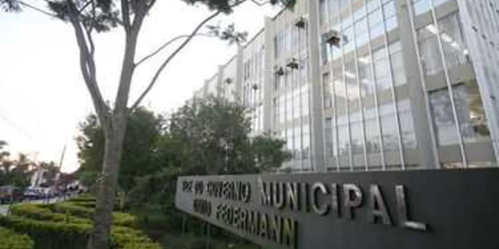 Rangel pode ser o 2° prefeito reeleito em toda a história do município