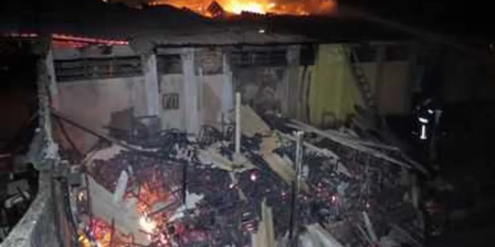 Imagem ilustrativa da imagem Colégio eleitoral de PG é atingido por incêndio