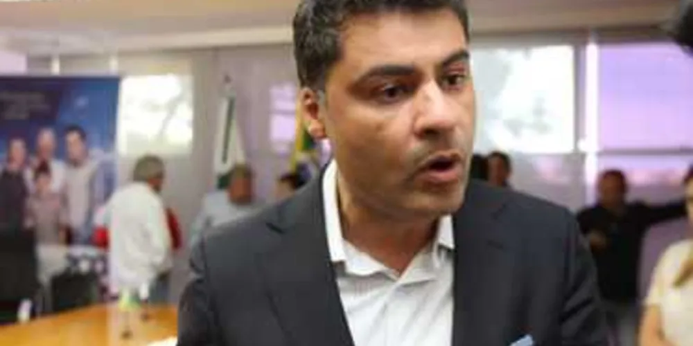 Atual prefeito segue na liderança com 45% das urnas apuradas 