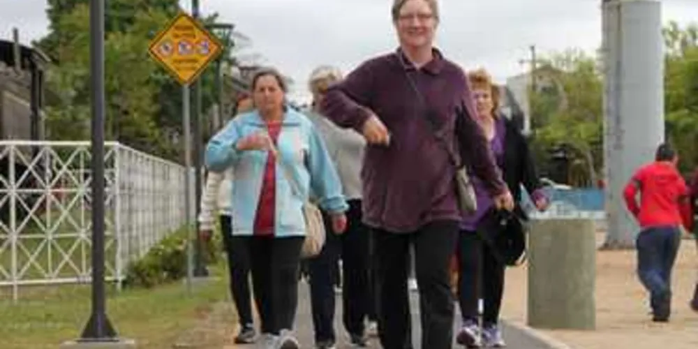 Caminhada marcou a abertura da Semana