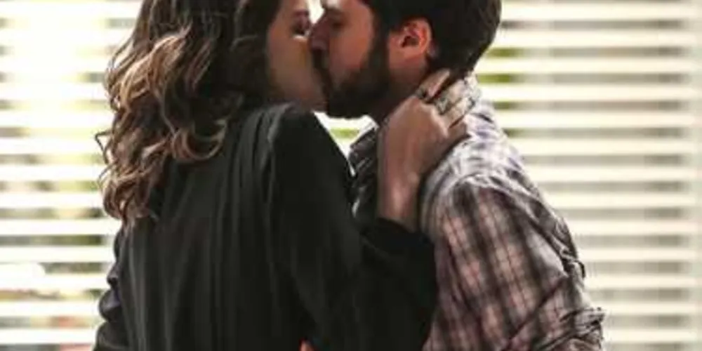 Imagem ilustrativa da imagem Camila e Giovanni ficam juntos