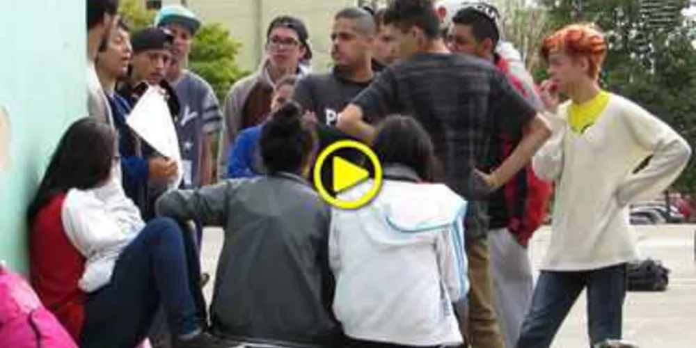 Imagem ilustrativa da imagem Alunos ocupam escola e pedem retirada de MP